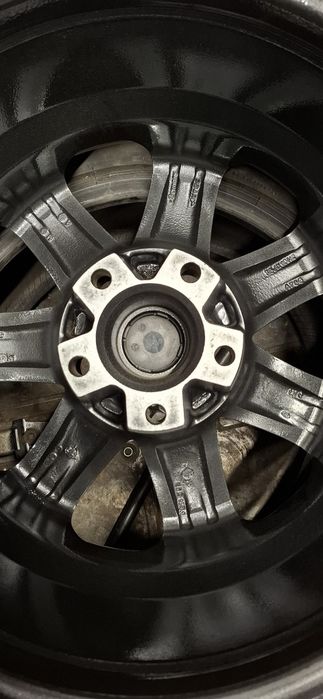 Диски с резиной R-16, 5*120 et-15 BMW