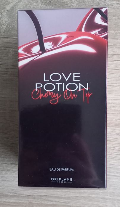 Woda perfumowana Love Potion Cherry Top oriflame