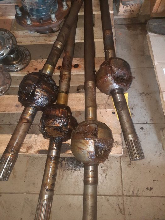 Продам передні полосі (шруси) газ 66 довгі праві