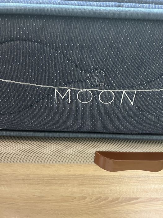 Colchão Molaflex. ( MOON )  > 1,40 por 1,90