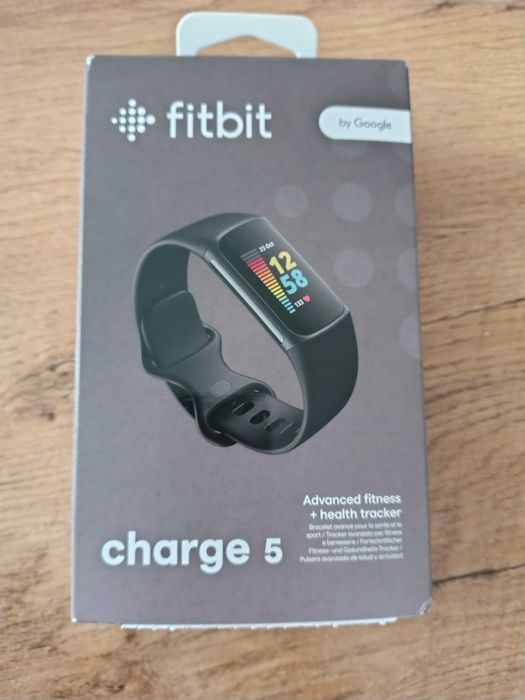 Smartwatch Fitbit charge 5 używany