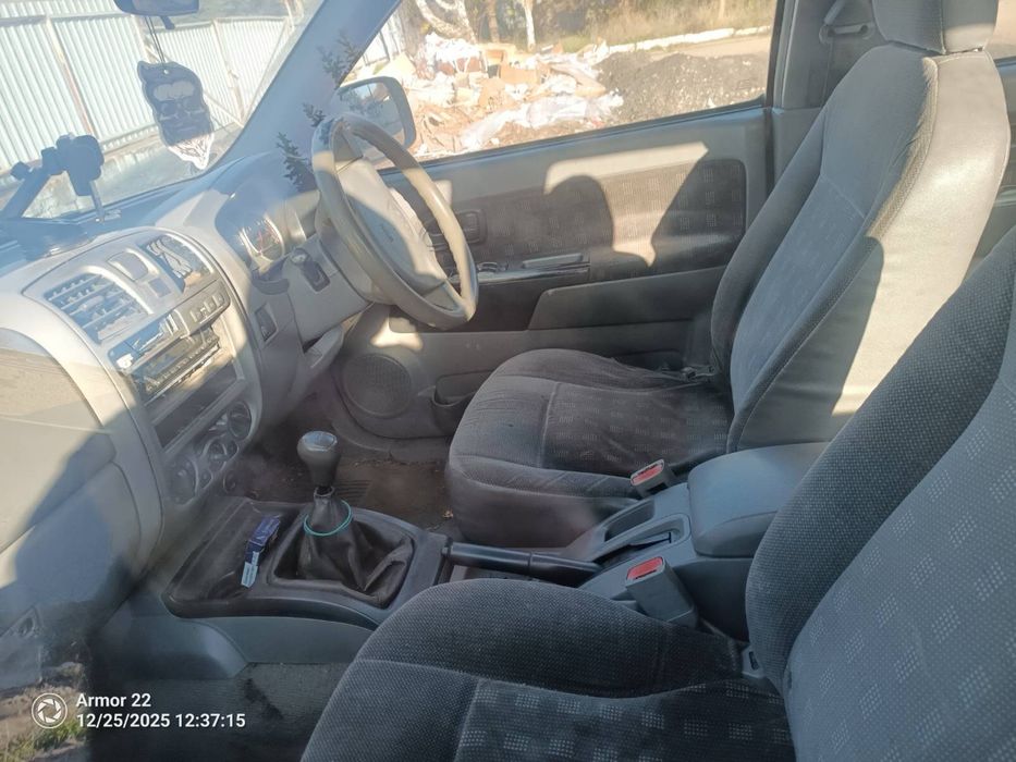 Продаю Ісузу машина 2007 року