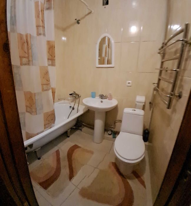 Здається квартира подобово в 2 хв  до Автовокзалу вільна