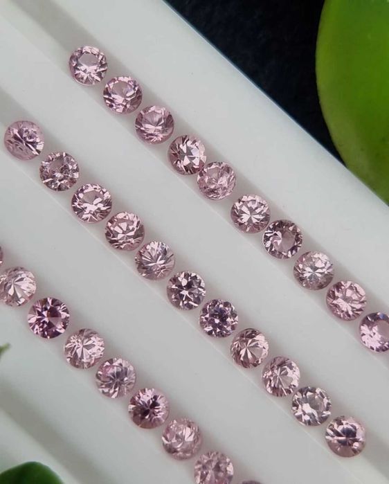 Сережки з шпінелью рожевою срібло 925 проби