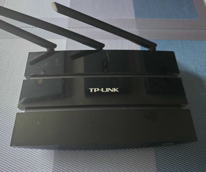 Продам роутер TP LINK