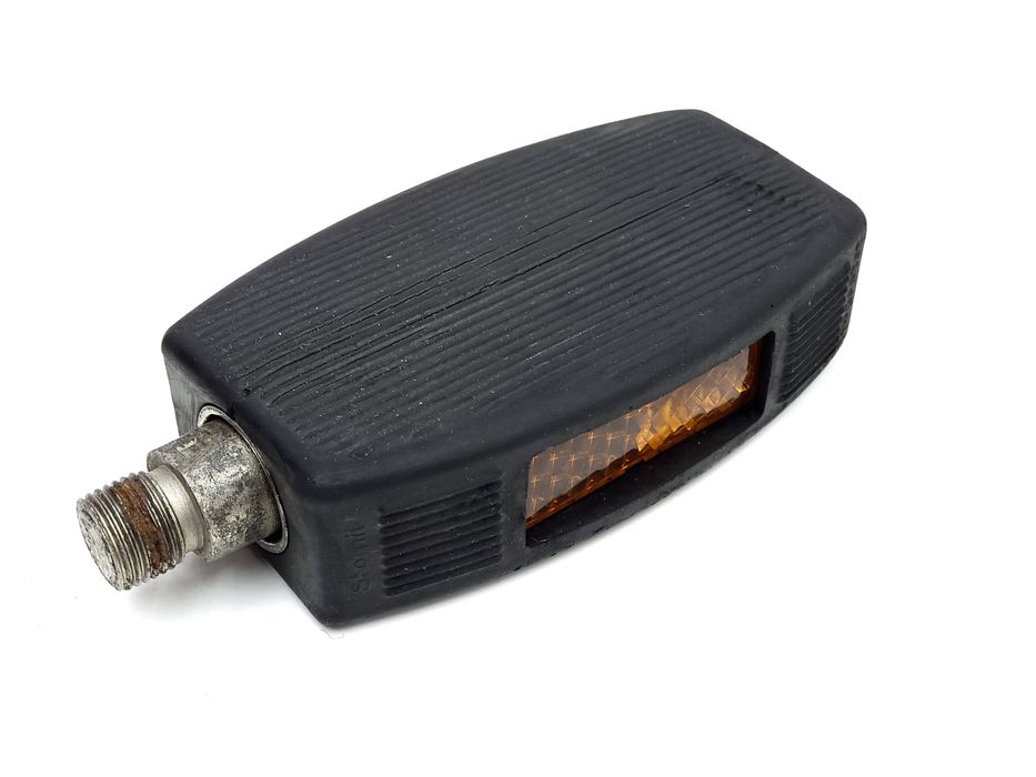 NOWY Lewy pedał gumowy Stomil Bydgoszcz ZZR Romet Karat Flaming Wigry