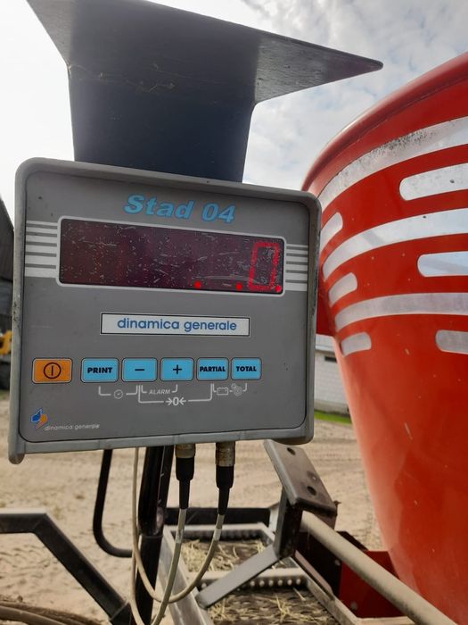 Wóz paszowy Metal Tech