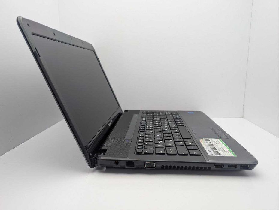 Gigabyte Q2532 intel i3-2348M Ram:8Gb HDD:320Gb Intel HD Graphics 15.6