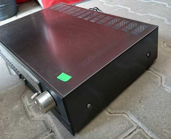 Tuner radiowy  model Grundig T1000