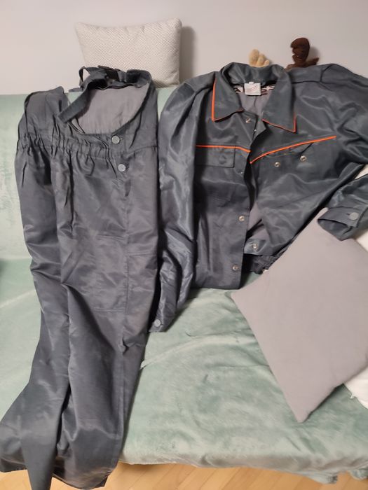 Spodnie ogrodniczki i marynarka