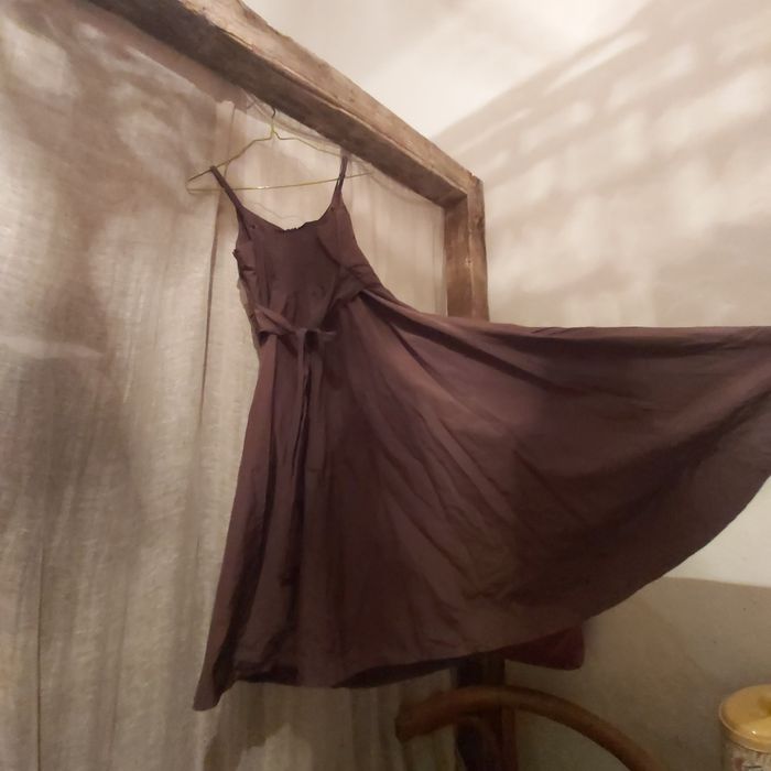 Sukienka reserved czekoladowa na wesele