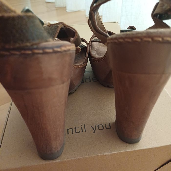 Sandalias XUZ castanhas