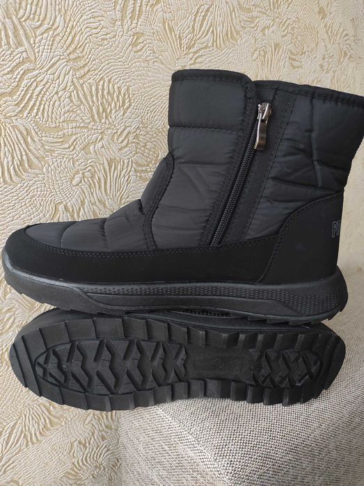 Зимові чоботи дутики уггі уги
