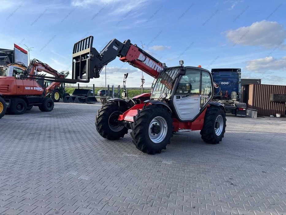 Погрузчик телескопічний MANITOU MT 932