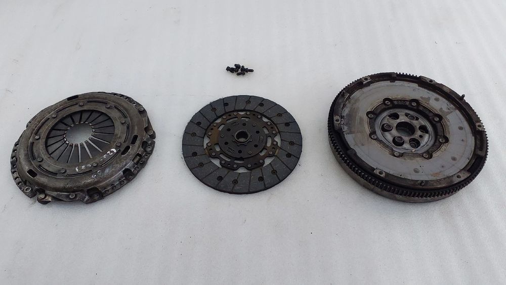 Kit embraiagem VOLKSWAGEN Passat Variant (3C5)