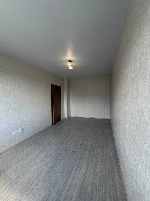 В продажу нова 1 квартира на 4 поверсі  -  7 Небо, вул. Маріупольська