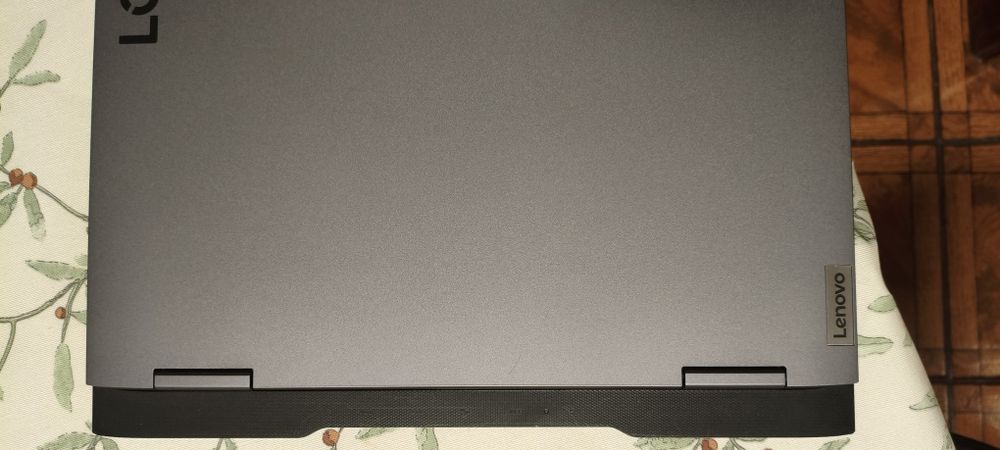 Portátil Lenovo Legion LOQ 15IRH8