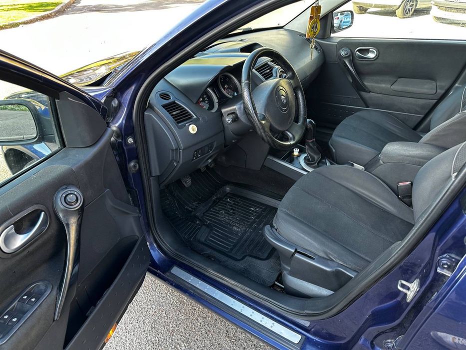 Renault Megane 2, 2005 рік, 1.5 турбодизель, механічна коробка.