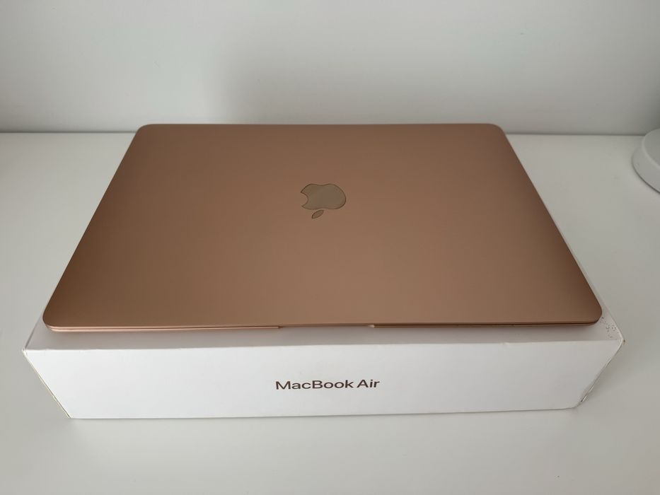 MacBook Air i3 2020 Gold 13” / 1,1 GHz / 8GB / 256GB