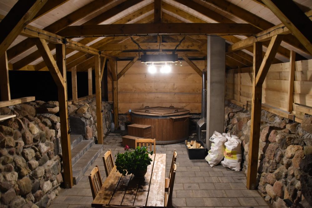 Domek 6 os. z balią, sauną jezioro Hańcza, Suwalski Park Krajobrazowy.