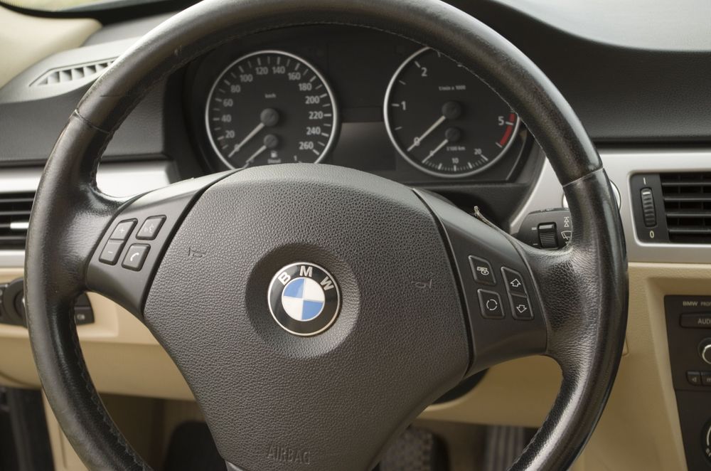 BMW E91 318d 122KM