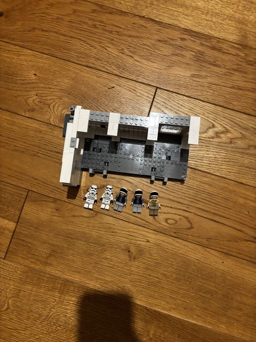 Lego star wars.