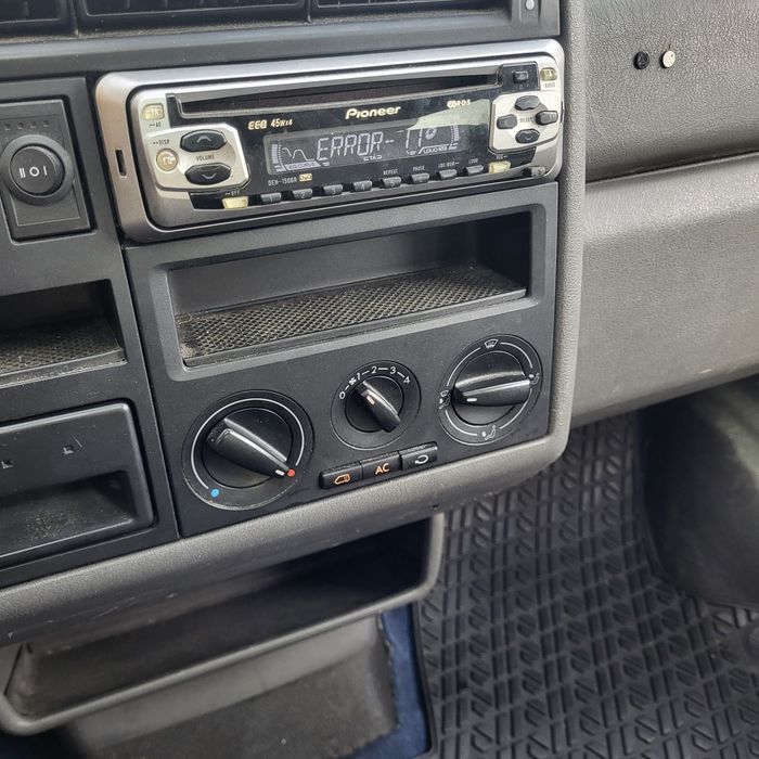 VW T4 Caravelle 2.5TDI