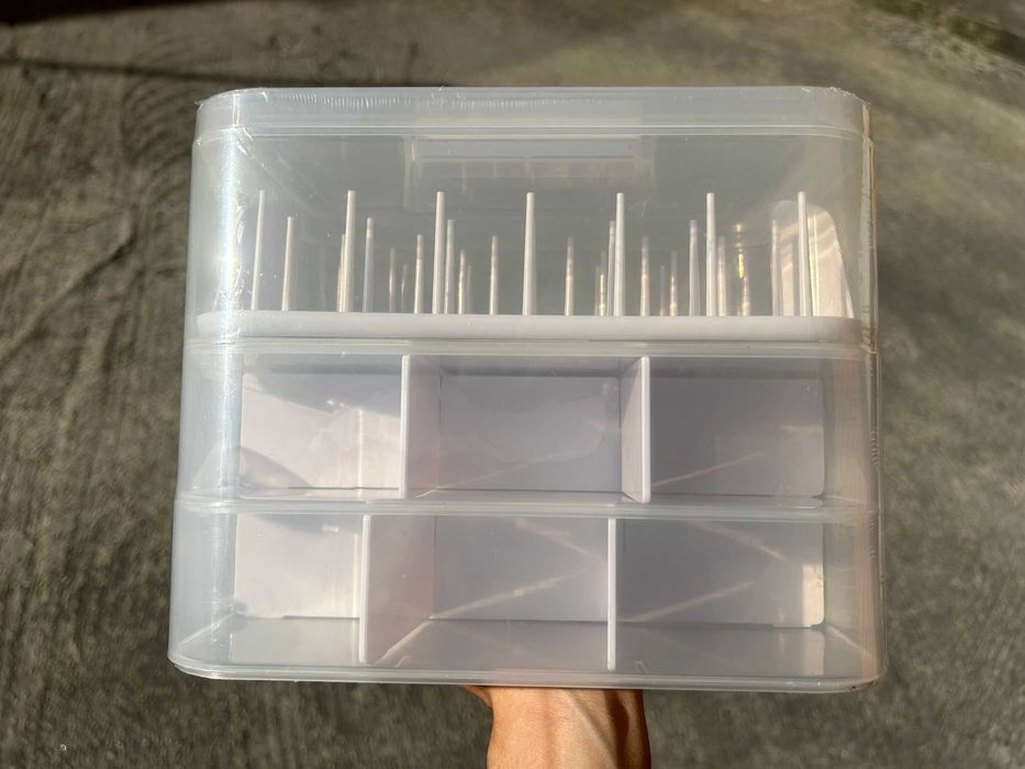 Caixa organizadora para acessórios de costura