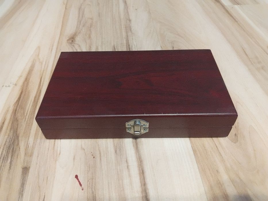 Zestaw akcesoriów do wina