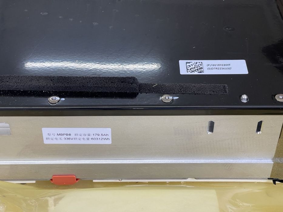 Акумулятор батарея LiFePo4 BYD Blade 336v 60kWh 179.5ah Tesla
