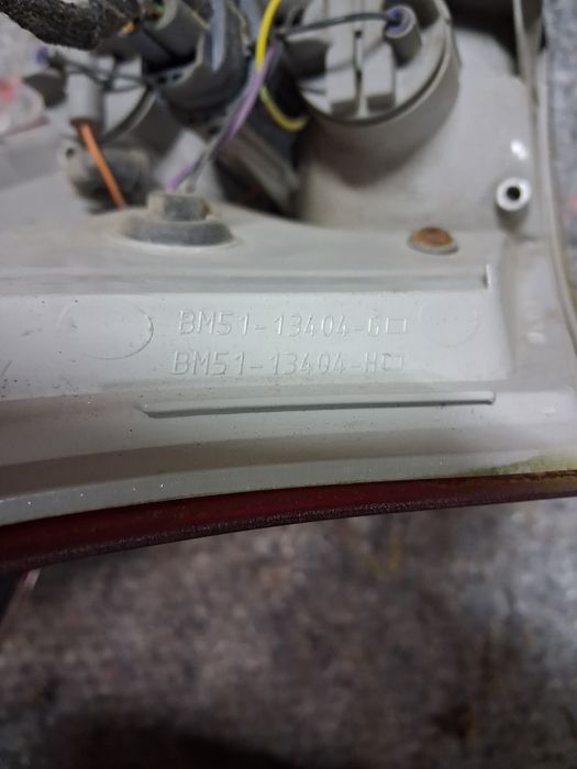 Стоп габарит ліхтар лівий правий Ford Focus 3 універсал, bm51-13404-H