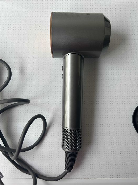 Dyson Supersonic c/ Acessórios e Embalagem Original COMO NOVO
