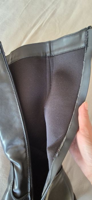 Bota preta cano alto