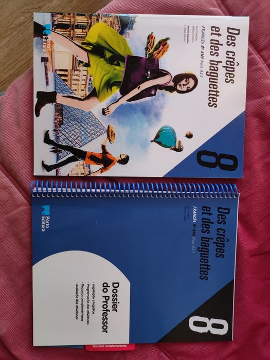 Manuais Francês Des Crêpes et des baguettes 8 e 9+ CD