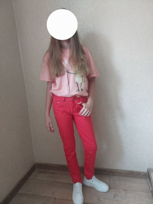 Пакунок джинсів з камінцями та перлинами xs, штани скінні коралові