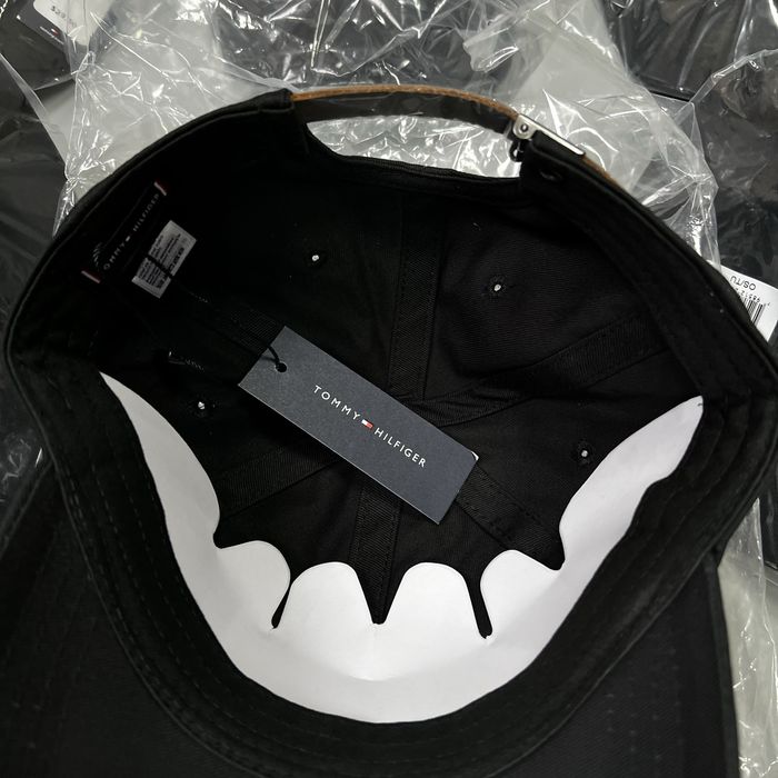 Tommy Hilfiger оригинал кепка новая чёрная на лето лого (NEW)