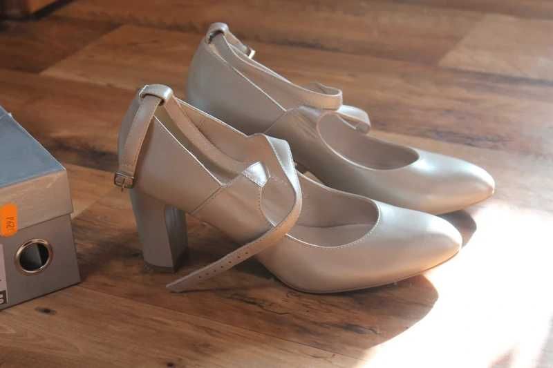 Buty ślubne Kotyl