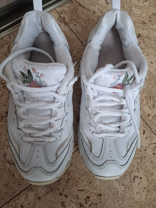 Skechers rozmiar 38