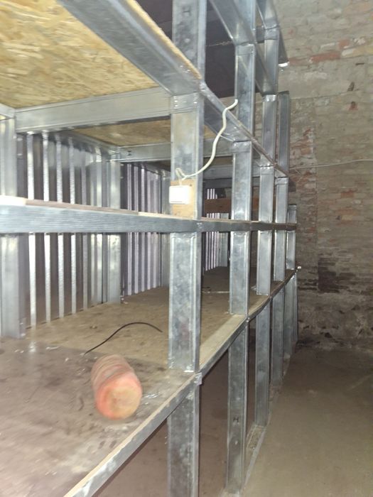 Здам в оренду склади 1000 квадратів  в межах міста