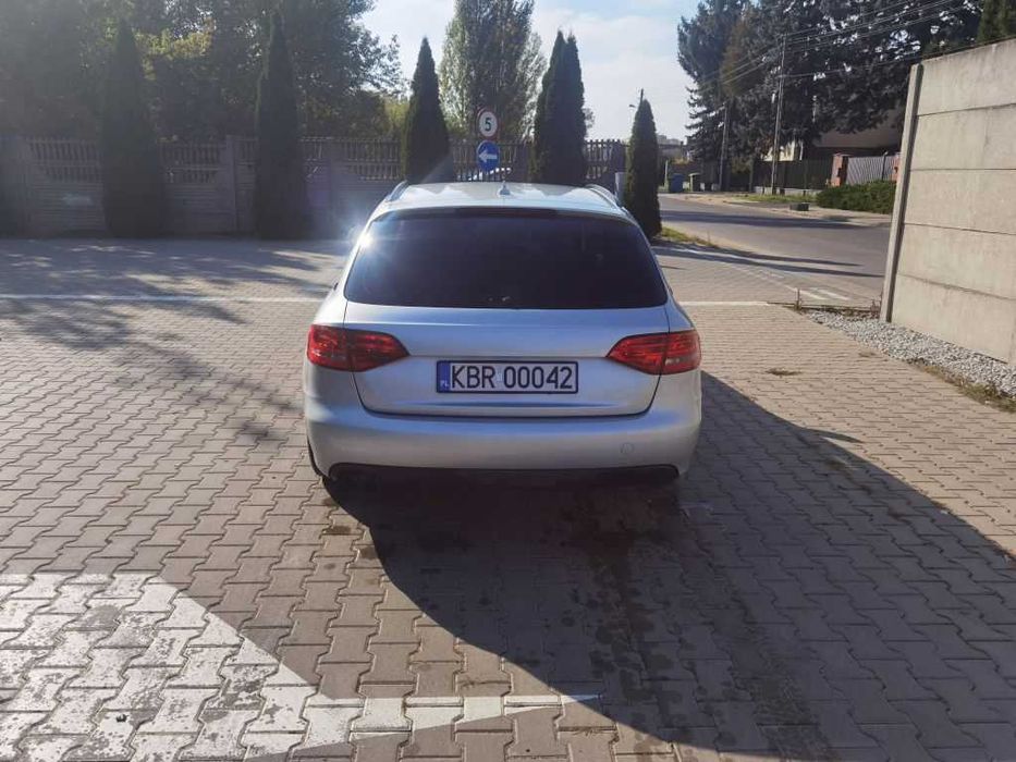 AUDI A4 B8 2.0 tdi  stan bardzo doby