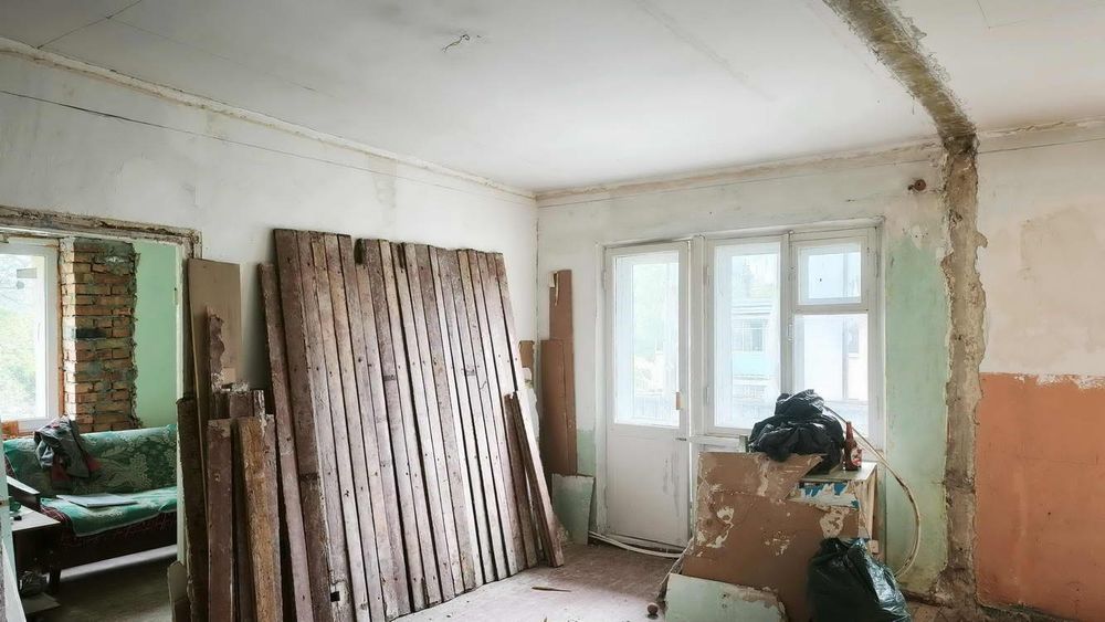 Продається 2-кім. квартира з автономним опаленням в цегляному будинку по вул.Б.Хмельницького, 43 в м.Калуш