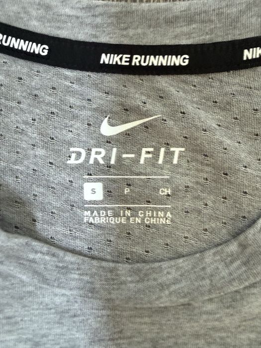 Футболка Nike Miler Dri-FIT сіра | Бігова | Розмір S