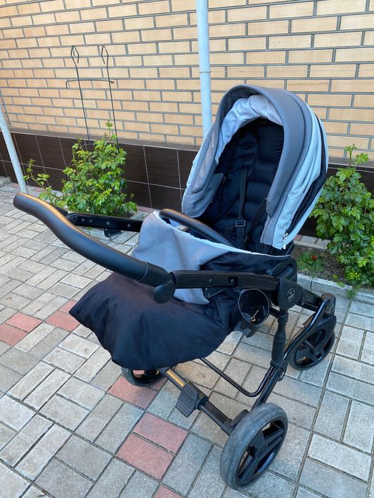 Візочок, коляска дитячий універсального кольору