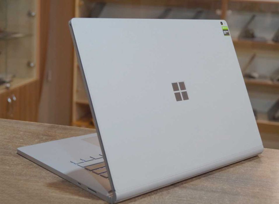 Surface Book 2 (4K Multi-Touch/ i7-8650U/RAM 16/SSD 512/GTX 1060)TVOYO