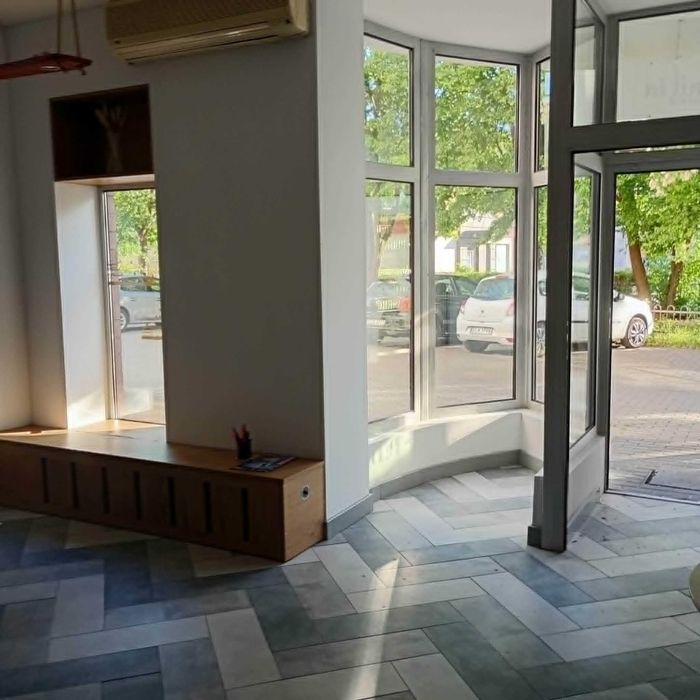Lokal użytkowy przy ul. Rzgowskiej 62, 2 poziomowy 70 + 50 m2