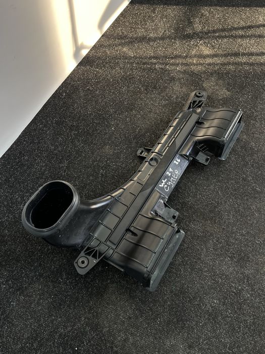 Воздухоприемник воздуховод на Jeep Grand Cherokee WL 2021-2025