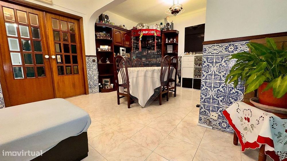 Apartamento T4 para venda