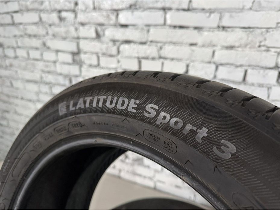 Літні шини Michelin 255/45 R20