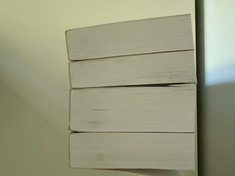 George R.R. Martin Gra o Tron / Pieśń Lodu i Ognia tomy 1-4