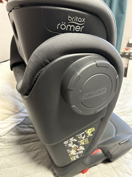 Автокрісло Britax-Romer Kidfix ІІІ М Grey 15-36 кг